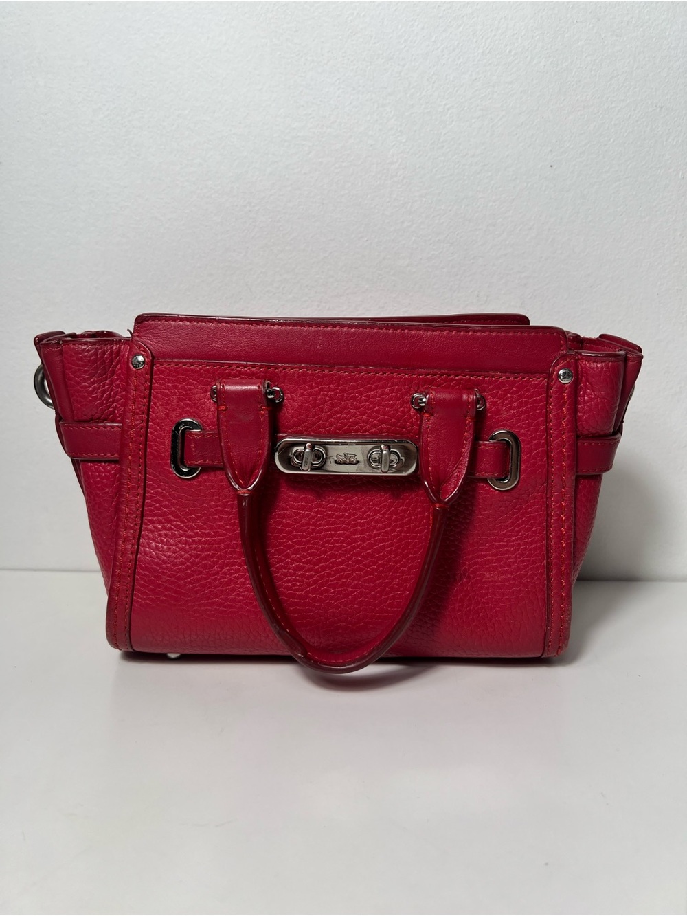 Coach Swagger 21 Red Leather Top Handle Crossbody Tote Satchel Purse Bag - Picture 3 of 15